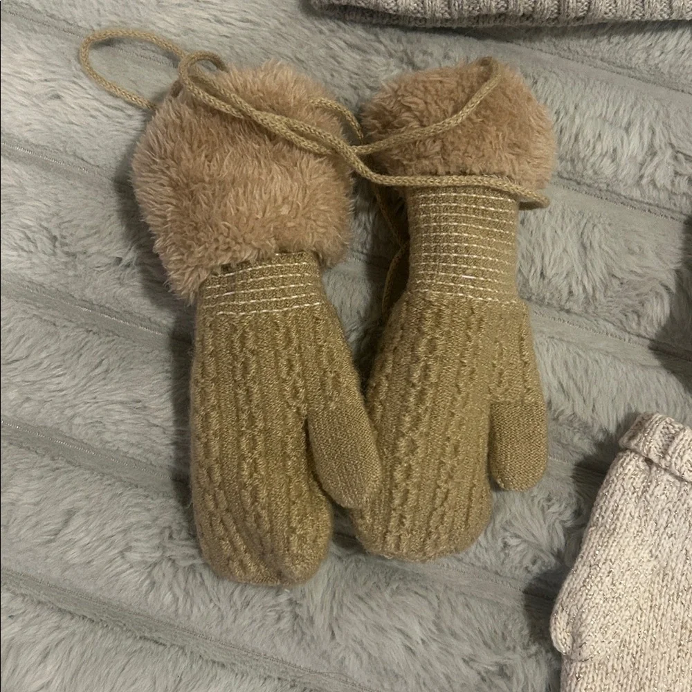 Toddler Girls Neutral Winter Accessories Set